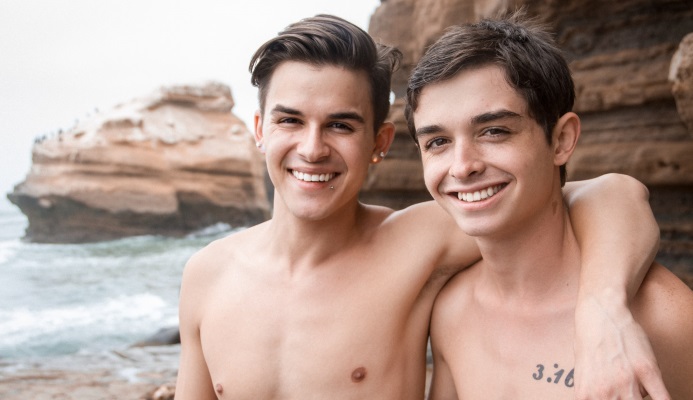 Click to enjoy hot gay sex