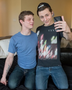 Click to watch the Ripping Good Gay Porn Video